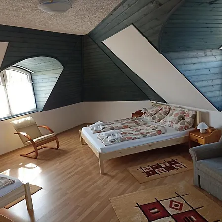 Muschel Panzió * Keszthely