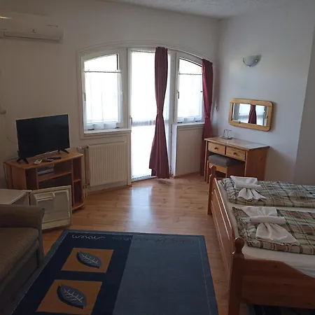 Muschel Panzió