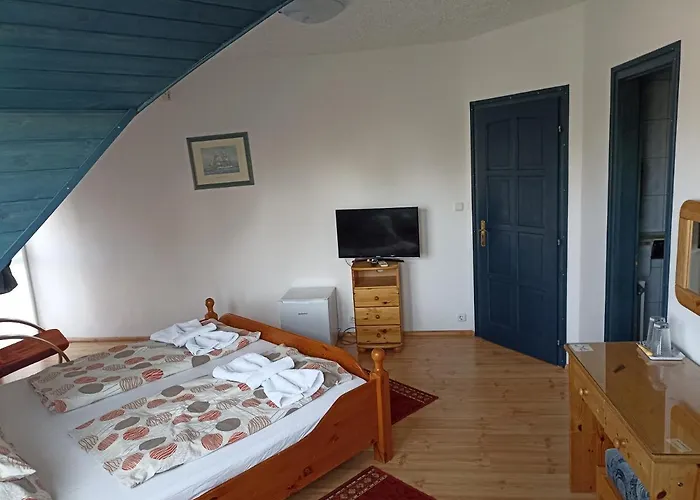 Muschel Panzio Pensionat 4*