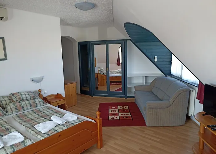Muschel Panzio Konukevi 4*