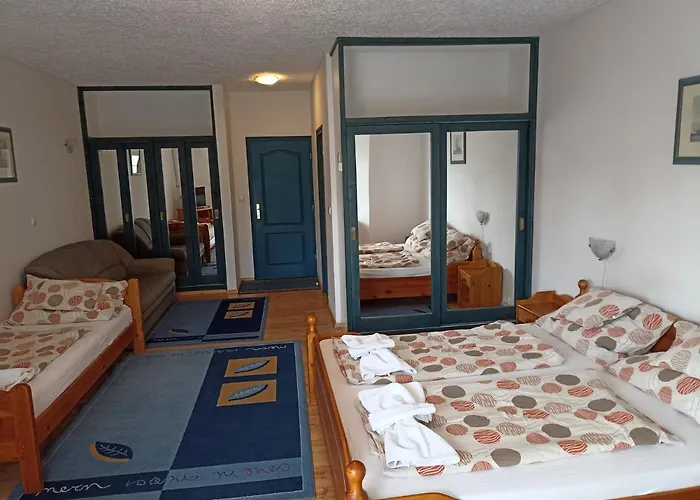Muschel Panzio 4* Keszthely
